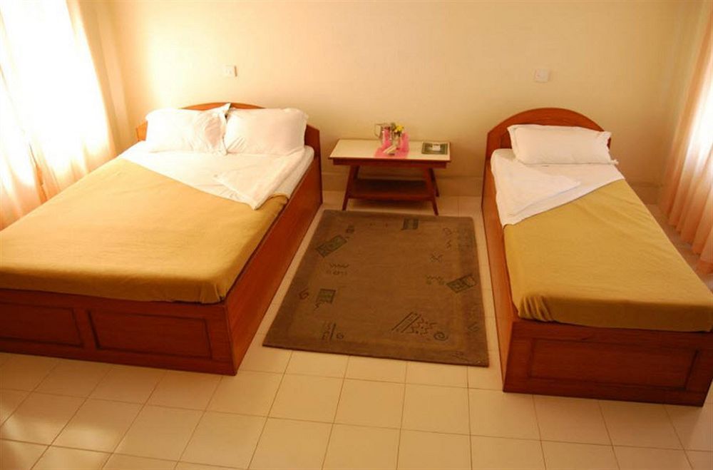 Hotel Rainforest 사우라하 외부 사진